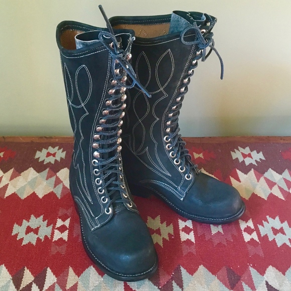 Bronco Shoes - BRONCO Lace Up Packer Boots NWOT